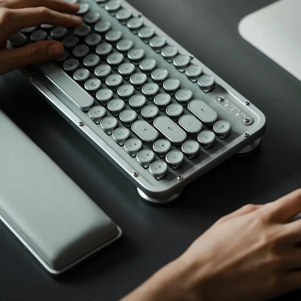 Azio Retro Compact Keyboard Limited Edition Set- Gaia